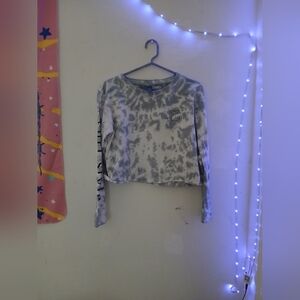 Surf Style Tie-Dye Long Sleeve Tee - Gray and White